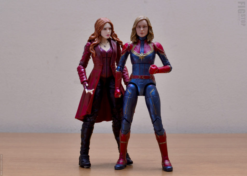 Hasbro Marvel Legends Captain Marvel and Scarlet Witch - Size Comparison