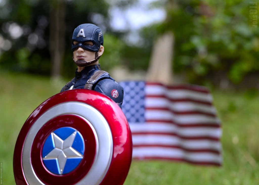 4th July Toy Photography - Captain America and US Flag