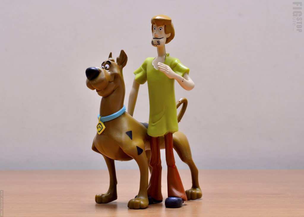 Scooby Doo and Shaggy Bendable Figure