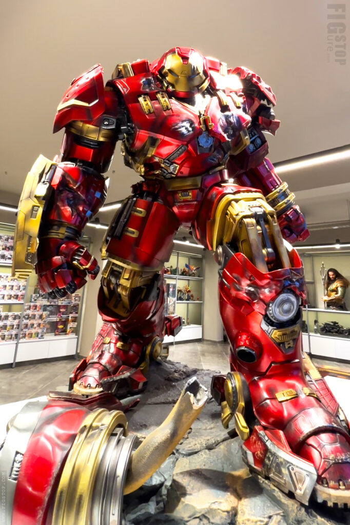 Statue - Queen Studios - Hulkbuster