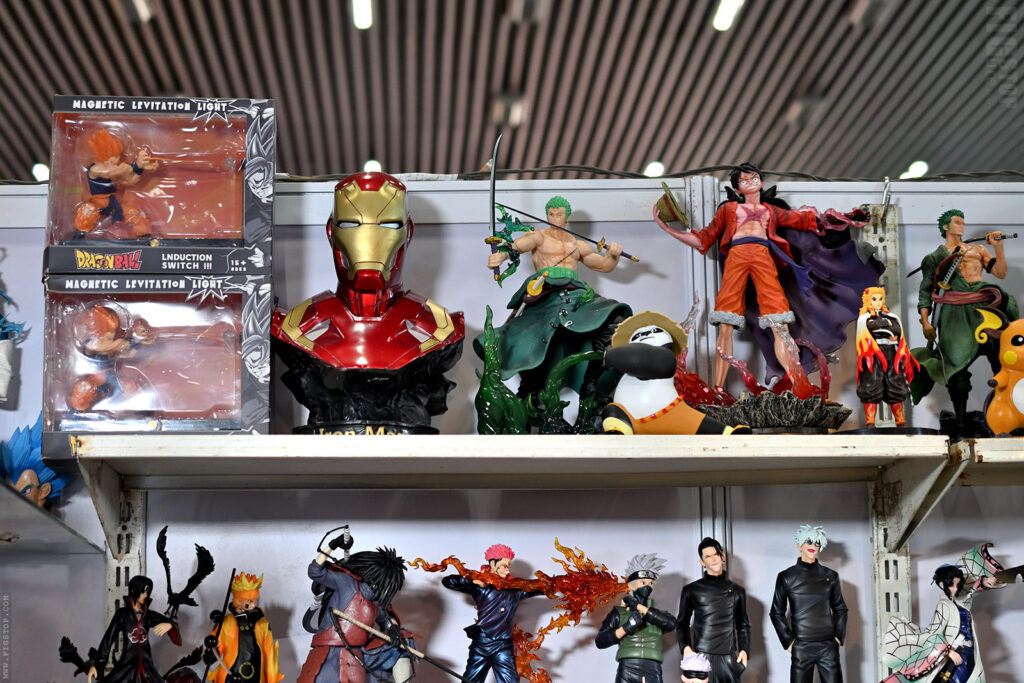 Bangalore ComicCon 2025 - Lil Tara - Ironman Bust